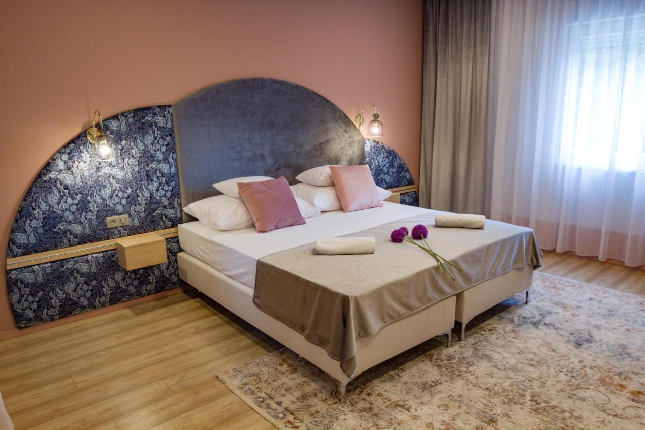 Ditlin Apartmanok Pápa 外观 照片