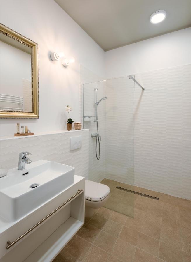 Ditlin Apartmanok Pápa 外观 照片